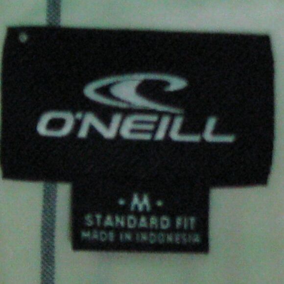 NWOT O'Neill Short-Sleeve Button-Down Shirt - Picture 7 of 7